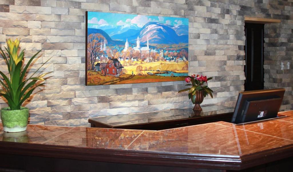 Hotel Baie Saint Paul Екстер'єр фото