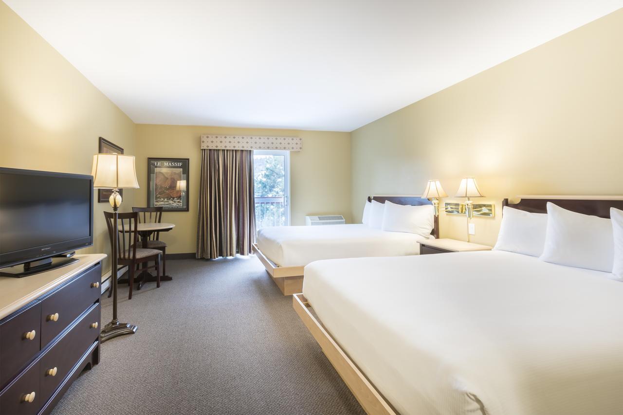 Hotel Baie Saint Paul Екстер'єр фото